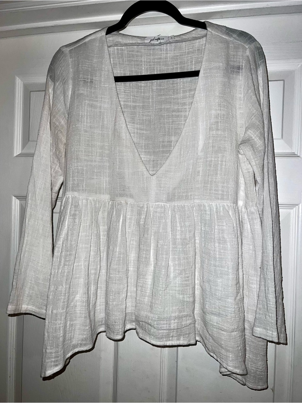 Women’s White V-Neck Peplum Tunic Top
